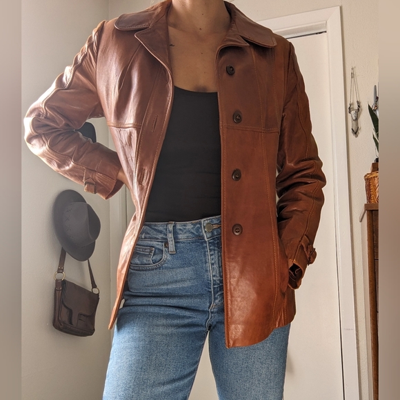 Gorgeous 70s Vintage Skin Gear Leather Jacket - Picture 6 of 14